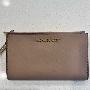 Michael Kors - khaki colored purse